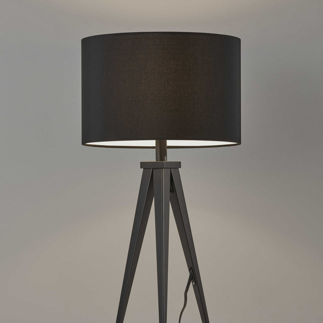 Treble Black Metal Table Lamp