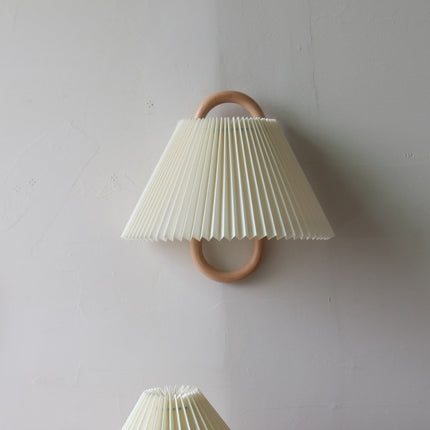 Beech Wall Lamp