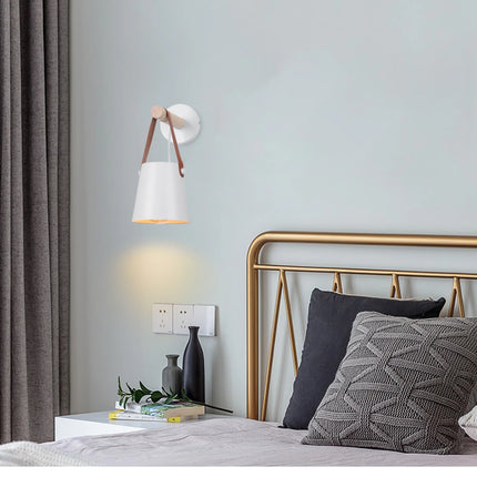 Nordic Wooden Wall Lights Bedside Lamp Modern Wall Sconce for Bedroom Reading White Lampshade Steering Head E27 Home Lighting