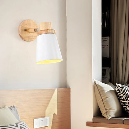 Nordic Wooden Wall Lights Bedside Lamp Modern Wall Sconce for Bedroom Reading White Lampshade Steering Head E27 Home Lighting