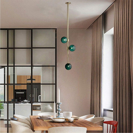 Modern 3-Light Pendant Light Fixture Green Globe Glass Chandeliers Ceiling Lights Brushed Gold round Ball Lighting Hanging Pendant Lamp for Bedroom Living Room Cafe Bar Shop Decoration (Green)